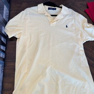 Polo Ralph Lauren Butter Yellow Polo Shirt Men's Size Large Short sleeve
